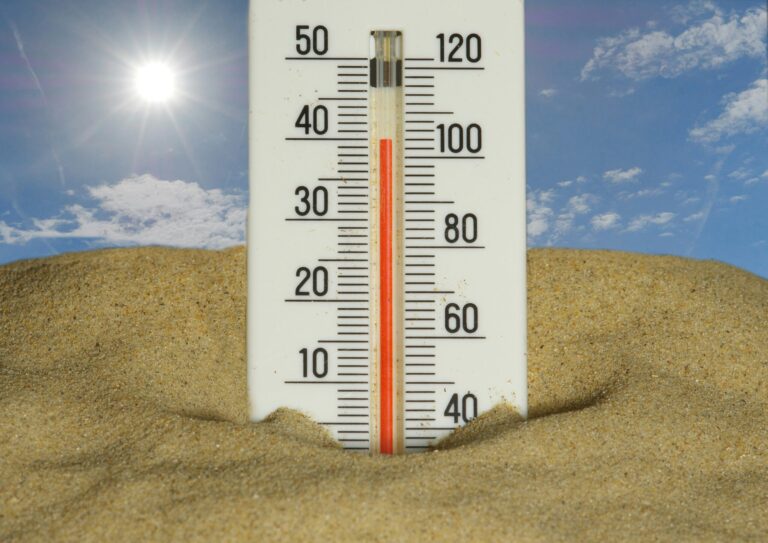 Heat warnings issued through Tuesday for B.C. south coast, parts of Interior